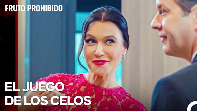 Ender Intenta Llamar La Atención De Halit - Fruto Prohibido Capitulo 49