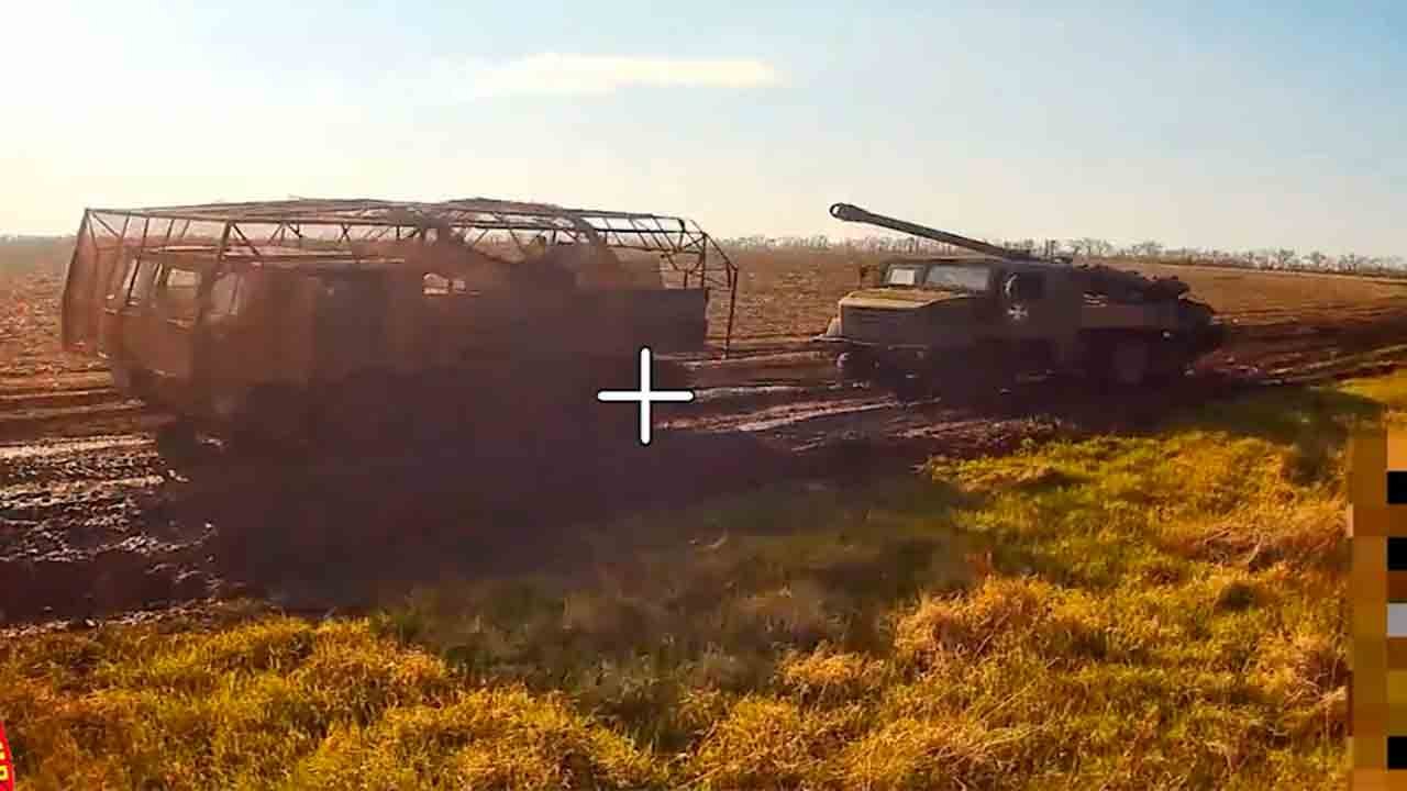 ロシアのドローンがウクライナ軍のフランス製CAESAR自走榴弾砲をビデオで破壊。