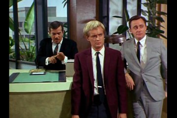 El Agente de Cipol  2x15-El asunto muy importante  de los zombis-HD