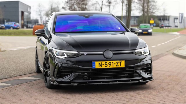 Volkswagen Golf 8 R with Milltek Exhaust - LOUD Accelerations & Revs !