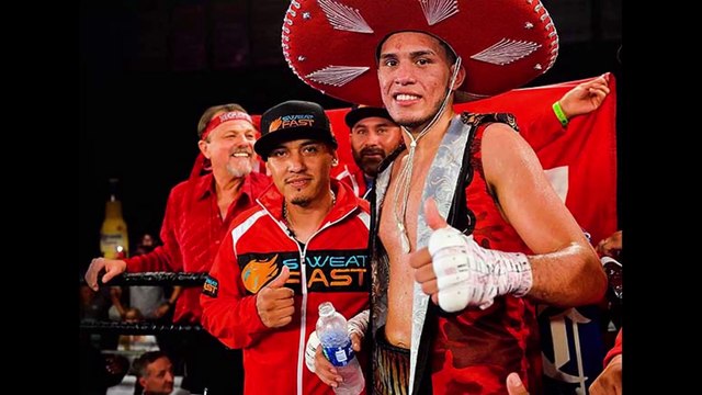 СМИТ И ХАРТ ВЫСТРАИВАЮТСЯ В ОЧЕРЕДЬ ДО БЕНАВИДЕСА