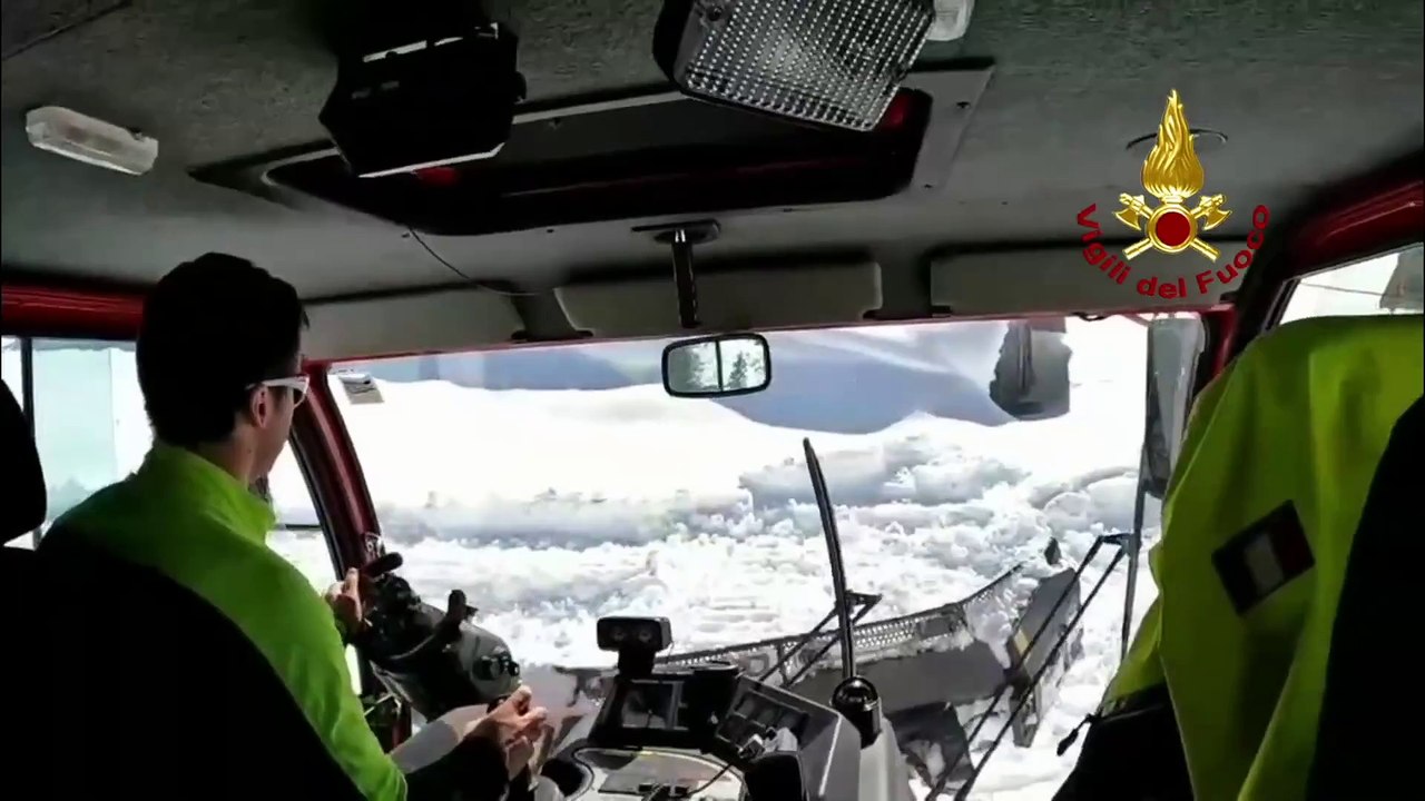 Belluno - Soccorso in valanga, addestramento de...