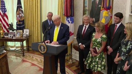 Trump threatens to end peace talks if Russia or Ukraine make deal impossible