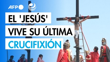 El 'Jesús' de Viernes Santo vive su última crucifixión
