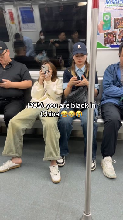 No shade to little homegirl, 'cause she really thought she was slick4,943Clocked her right away and pointed at her camera, then she smiled embarrassed