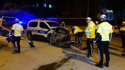 Polis aracının da karıştığı zincirleme kaza