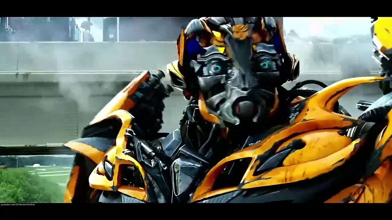 Optimus Prime vs. Galvatron & Lockdown - Transformers Age Of Extinction