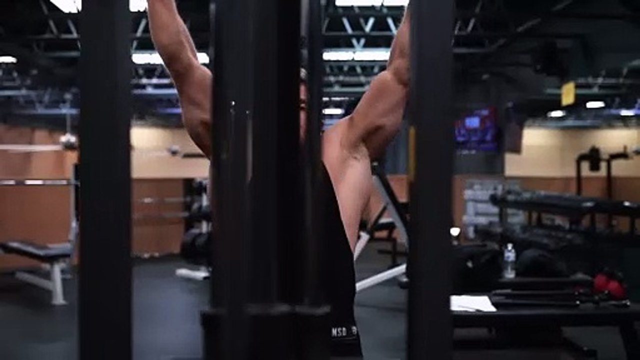 How To Build A V-Tapered Back_ Lat Training Dos and Don_ts.jeff nipard datelle sab ko helo!