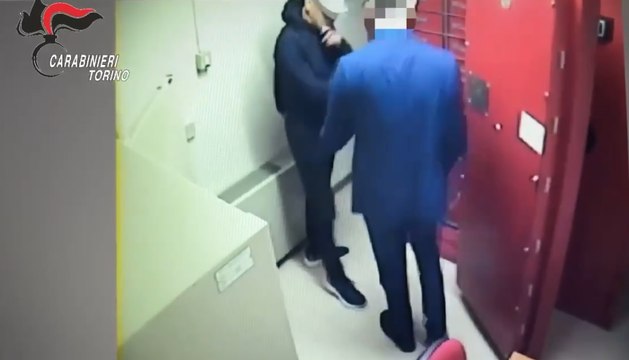 Da Palermo a Torino per rapinare banche: sgominata banda, recuperato bottino da oltre 110mila euro (19.04.25)