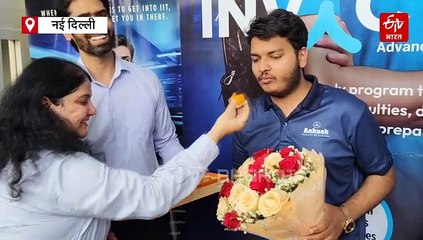 JEE MAIN RESULT के दिल्ली टॉपर हर्ष झा ने ETV Bharat के साथ शेयर की सफलता की कहानी, पढ़िए