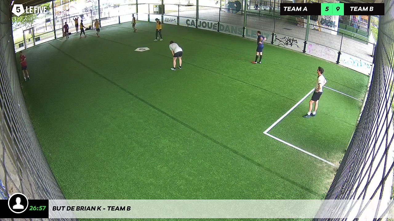But de Brian K - Team B