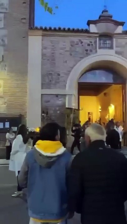 Susto en Cobisa: un paso cae justo antes de salir en procesión