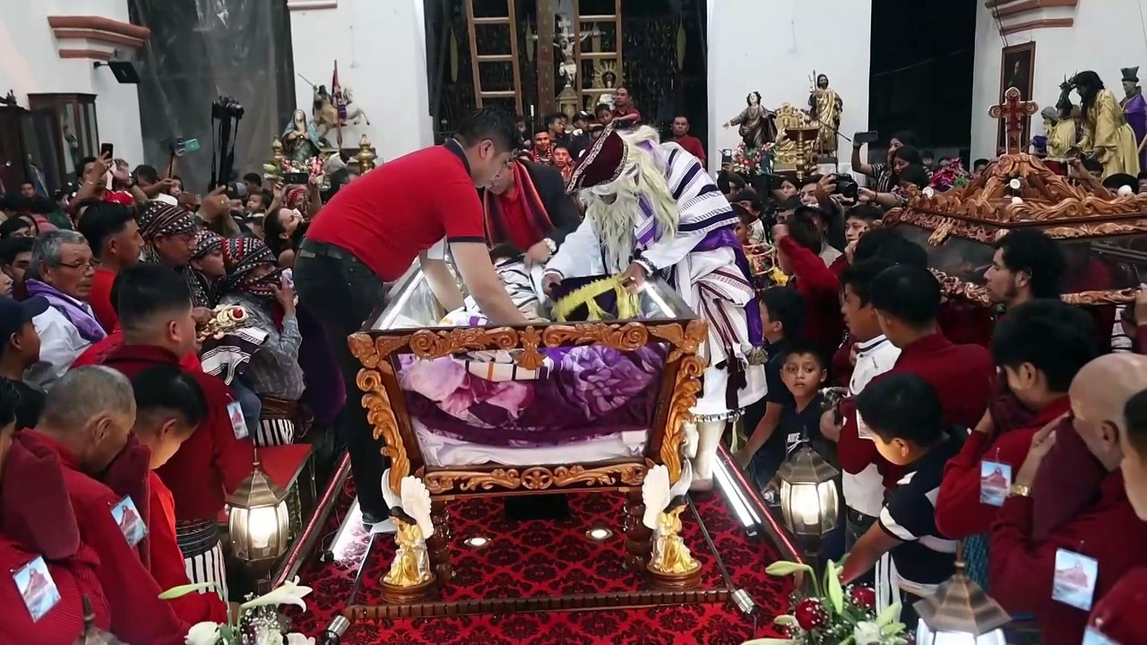 Las creencias mayas y católicas se mezclan el Viernes Santo en Guatemala
