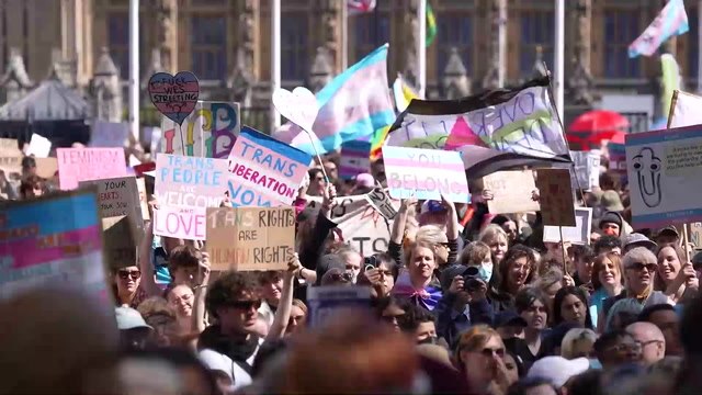 Trans rights groups lead ’emergency’ protest over gender court ruling