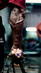 A bodybuilder's struggle with depression due to intense workouts.