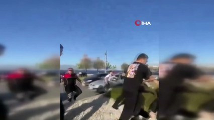 Beşiktaş ile Göztepe taraftarı arasında kavga!