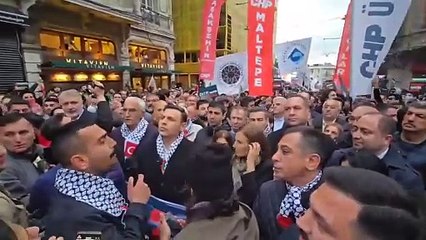 CHP'nin Gazze yürüyüşünde 'Bağımsız Türkiye' sloganına polis uyarısı: Kanunsuzdur