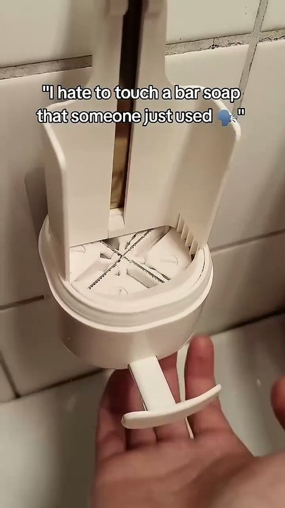 The best way to use bar soap 🤩✨️ #bathroom #clean