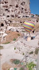 كابادوكيا: المدينة التركية التي تجمع بين التاريخ والمنطاد