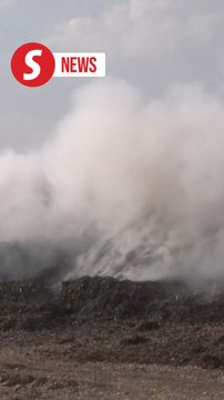 Huge landfill fire breaks out in India's western Nagpur amid heatwave