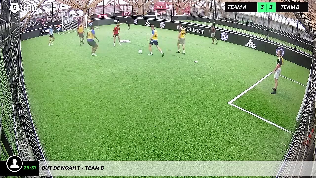 But de Noah T - Team B