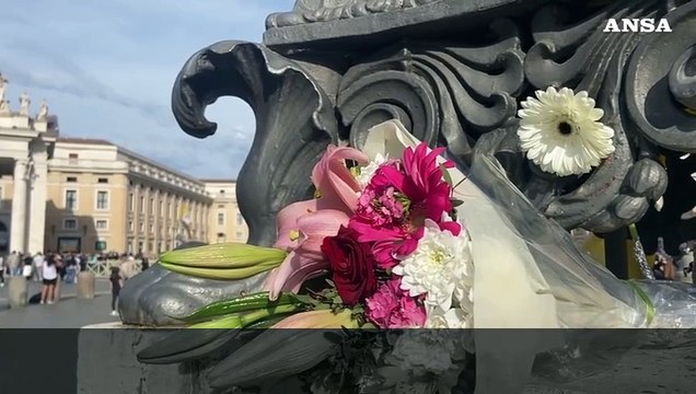 Papa Francesco: il ricordo dei fedeli a San Pietro