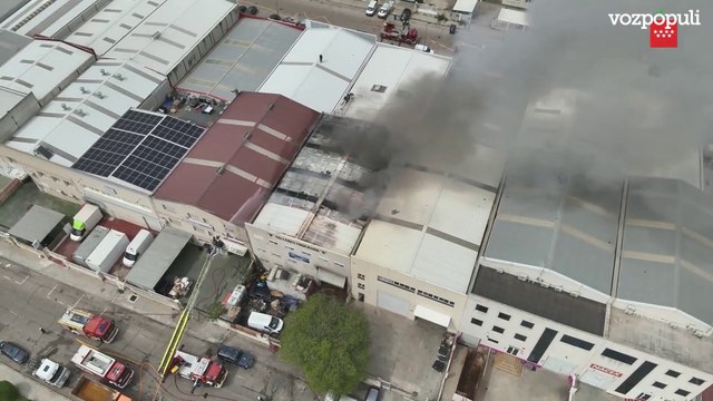 Un incendio se desata en una nave industrial de Getafe, aunque sin causar heridos