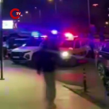 AVM’ye silahla girmek istediler, tartışma çıkarttılar: 4 gözaltı