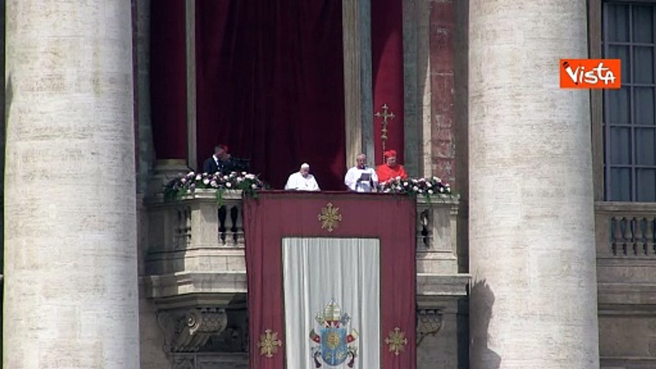 Papa Francesco: "Quanta violenza e conflitti, torniamo a sperare e a fidarci gli uni degli altri"