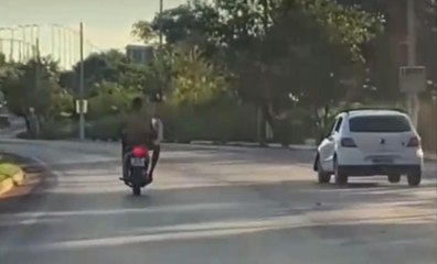 Motociclista sem capacete morre após colidir com poste no MT