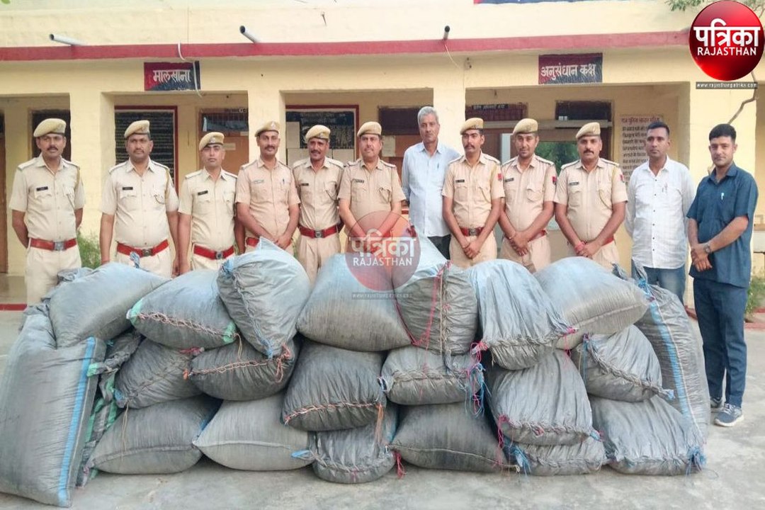 Pali News : पुलिस की नाकाबंदी देख तस्कर गाड़ी छ...