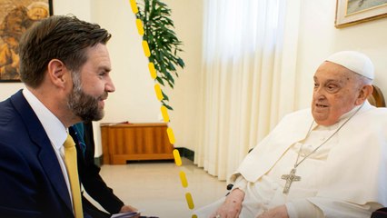 El papa Francisco mantiene un breve encuentro en el Vaticano con el vicepresidente de EE UU