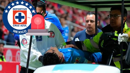 Cruz Azul: Luka Romero sale en camilla tras brutal golpe con Gallardo en Toluca