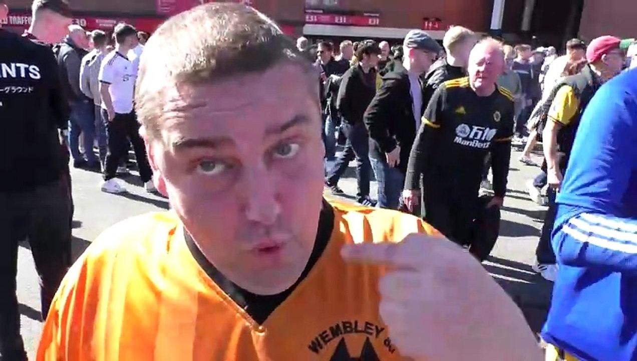 'I'm going on the beers with Vitor in the Moon!' Wolves fans jubilant after double over Manchester United