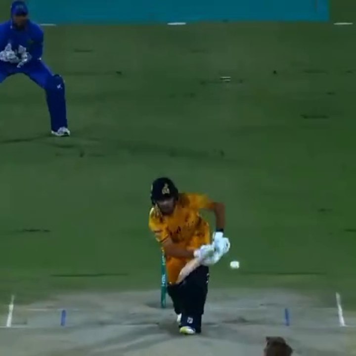 Haris Batting to Multan sultan 🥵