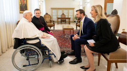 GALA VIDEO - J.D. Vance et sa femme reçus par le pape François pour Pâques : ces cadeaux du pontife pour leurs 3 enfants