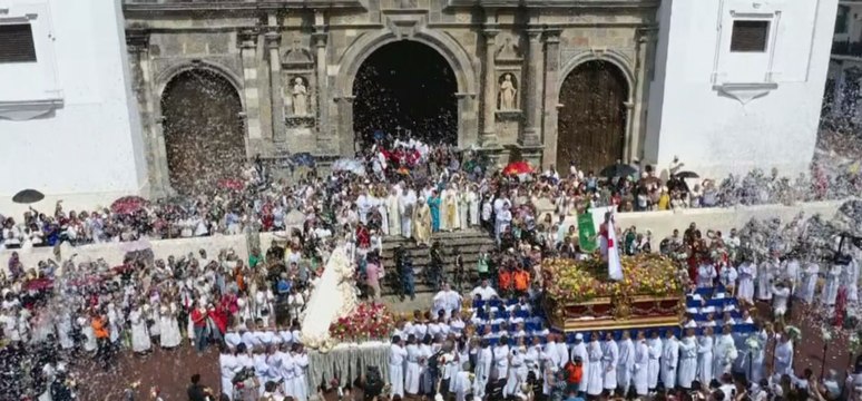Semana Santa: Católicos celebraron con júbilo el Domingo de Resurrección en el Casco Antiguo