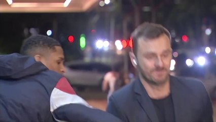 tn7-Periodista brasileño por poco y es víctima de asalto en transmisión en vivo-200425