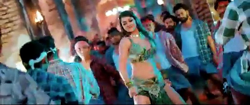 Power Star Pawan Singh, Shilpi Raj - कमर दबादी (Official Video) Kamar Dabadi ft. Namrita Malla