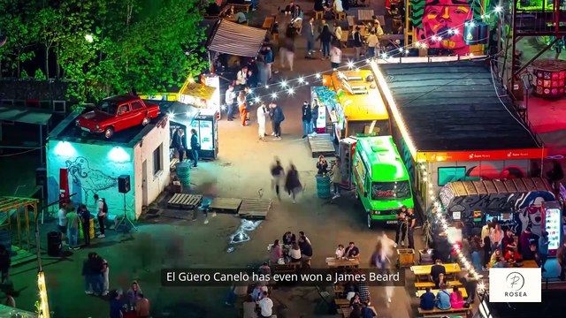 “Sonoran Hot Dogs in Tucson! Arizona’s Spicy Street Food Secret 🌭🔥”