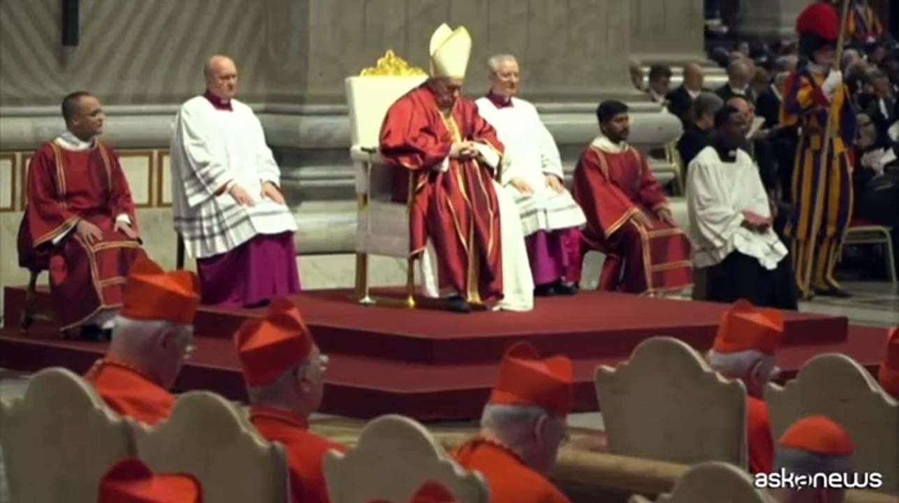Addio a Francesco, il Papa argentino che ha rivoluzionato la Chiesa
