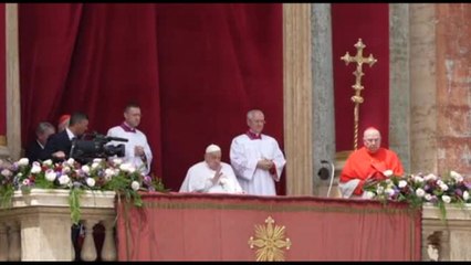 L'ultimo abbraccio del Papa ai fedeli: Fratelli e sorelle buona Pasqua