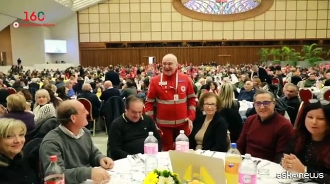 Croce Rossa, il Papa esempio solidarietà verso i più vulnerabili