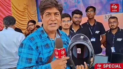 বাইক আরোহী দুর্ঘটনার শিকার হলে বাড়িতে খবর পাঠাবে 'স্মার্ট হেলমেট'