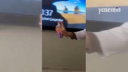Öğrencileri ile ışık yayılma konusunu böyle işledi! Görenlerin ilgisini çekti