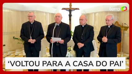 Veja o momento em que a morte do papa Francisco é anunciada pelo Vaticano