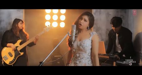 Tulsi Kumar_ Dekhte Dekhte Female Version _ T-Series Acoustics _ Batti Gul Meter Chalu(480P)
