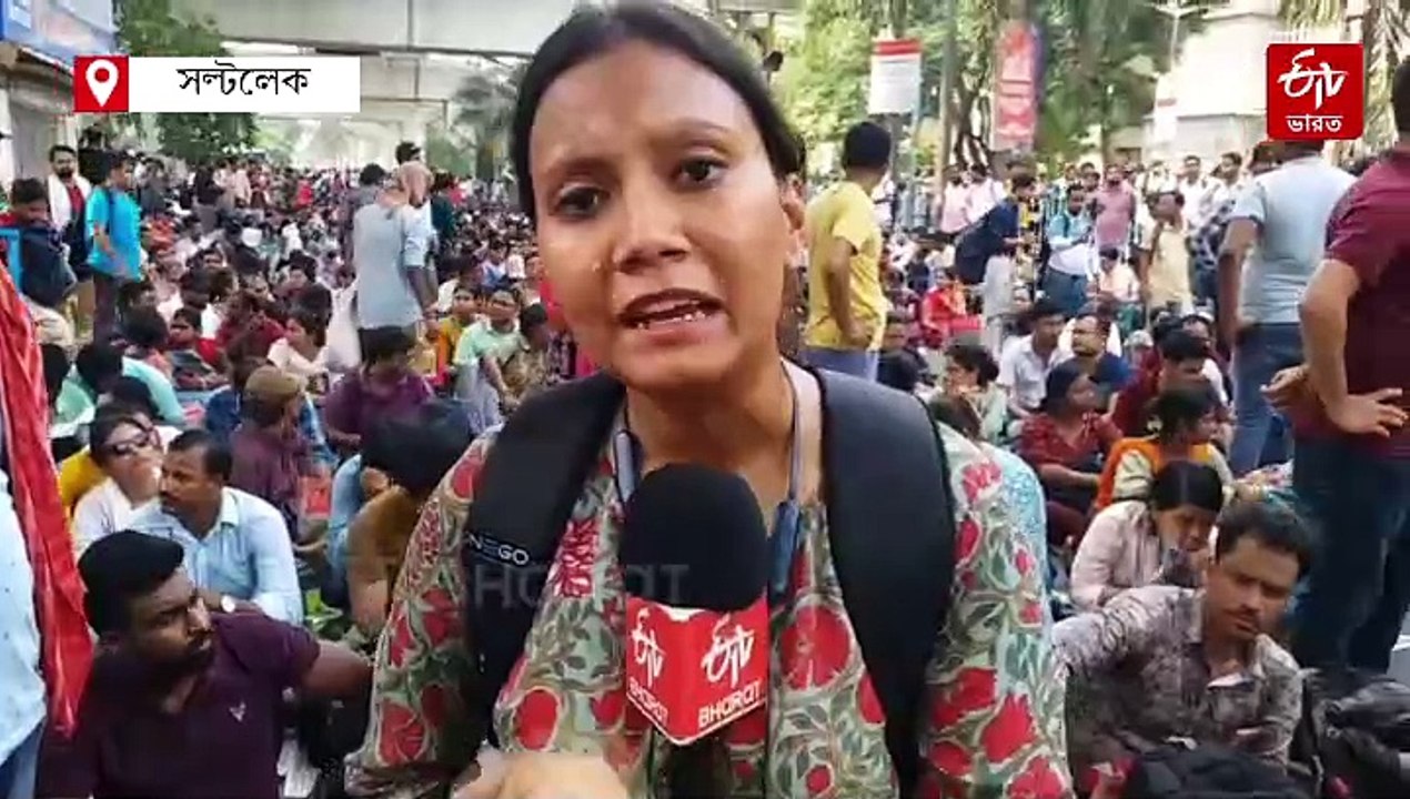 তালিকা প্রকাশ না করা পর্যন্ত হবে অবস্থান, সাফ জানালেন চাকরিহারা ‘যোগ্য’ শিক্ষকরা
