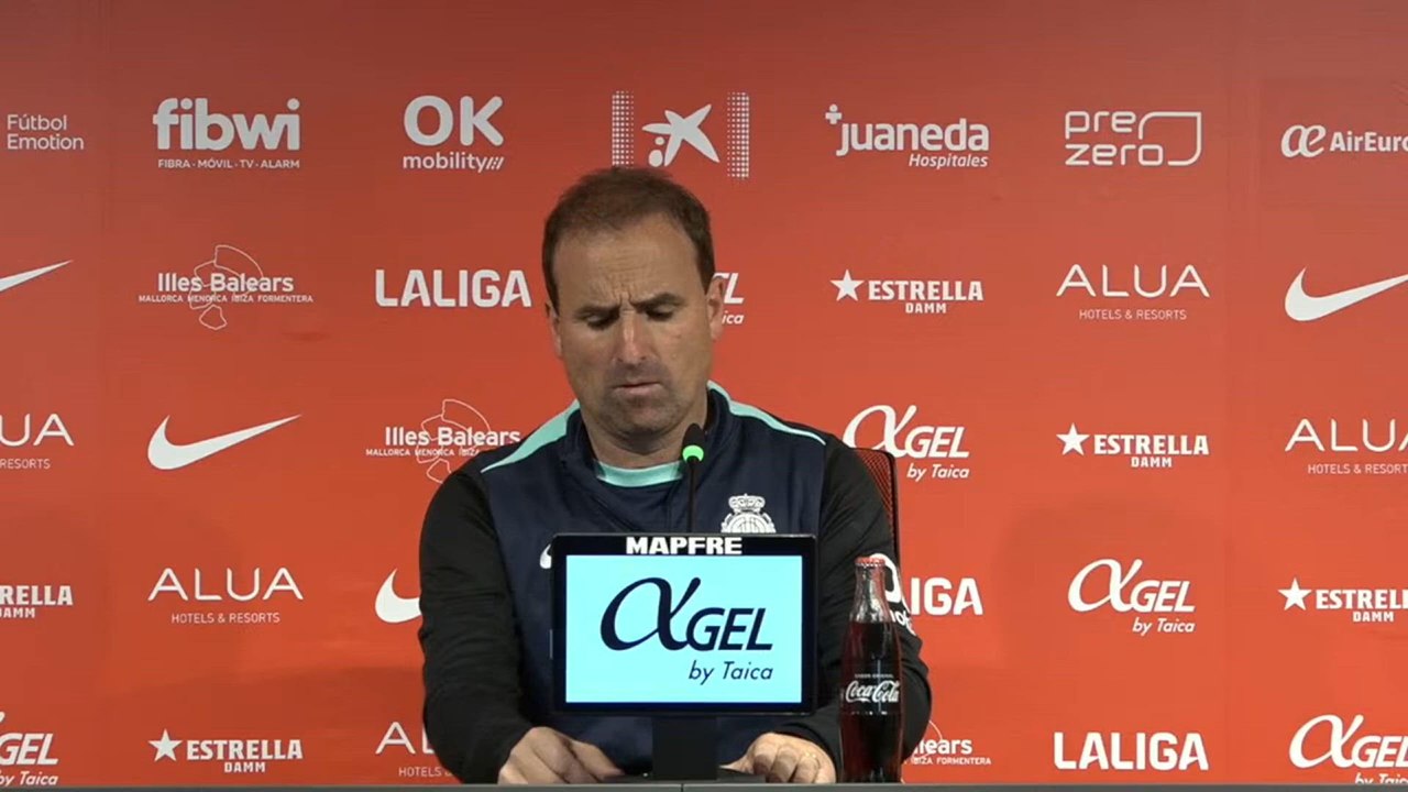 Rueda de prensa Jagoba Arrasate previa al FC Barcelona - Mallorca