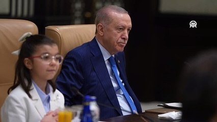 Çocuklardan Cumhurbaşkanı Erdoğan’a armağan şarkı